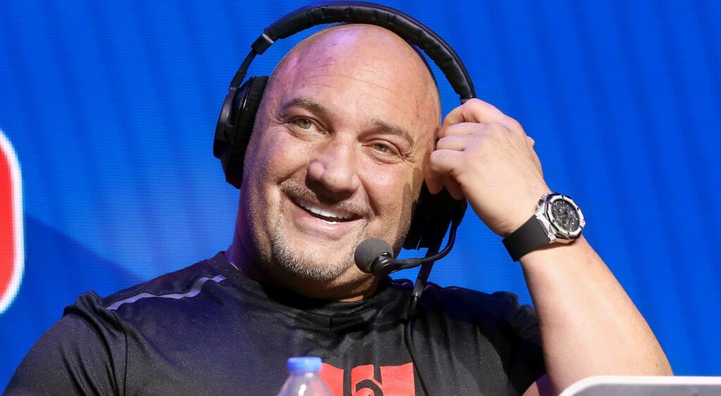 Jay Glazer smiling