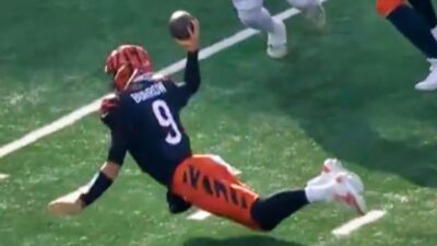 Joe Burrow throwing football