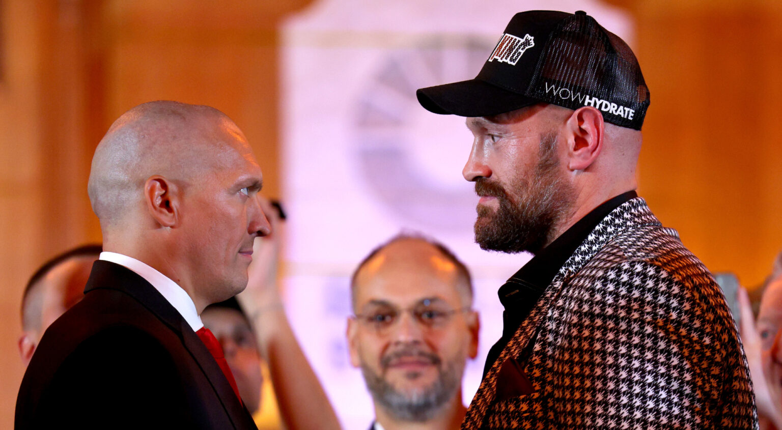 Tyson fury v usyk time