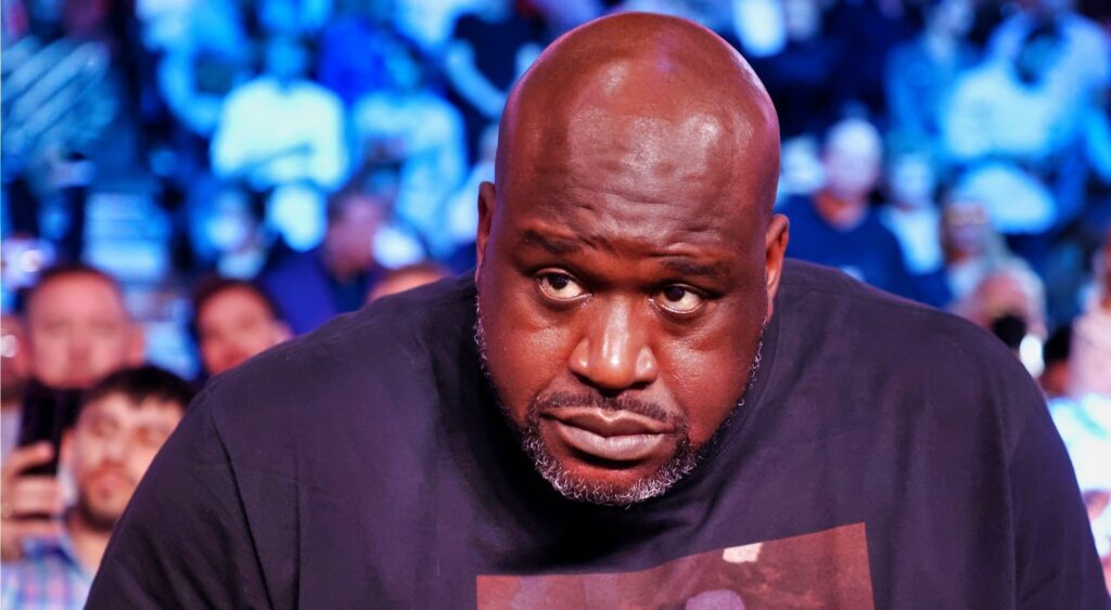 Shaquille O'Neal Challenges NFL Legend With Old Boxing Video