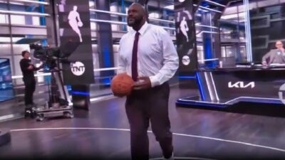 Shaquille O'Neal surprised his co-hosts with an impressive dunk