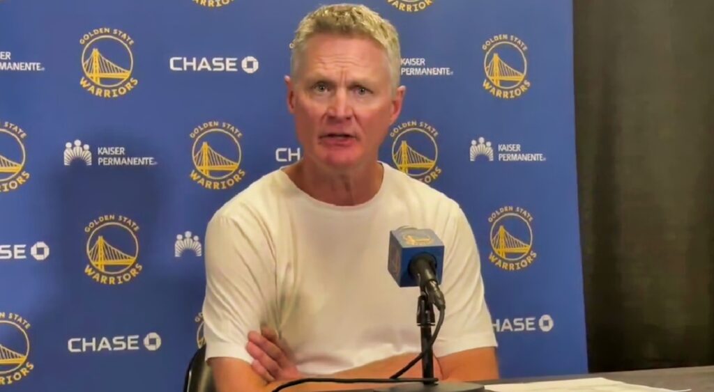 Steve Kerr expressed his frustration with the referees for a missed call