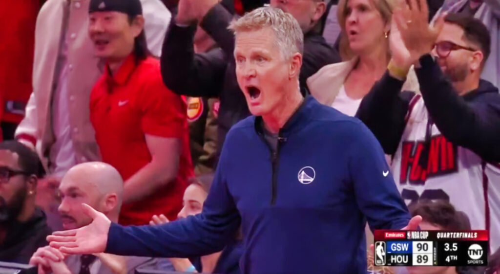 Steve Kerr Couldn't Believe His Eyes After Referee Calls For A Loose Ball Foul On The Warriors That Decided The Fate Of Their NBA Cup Game