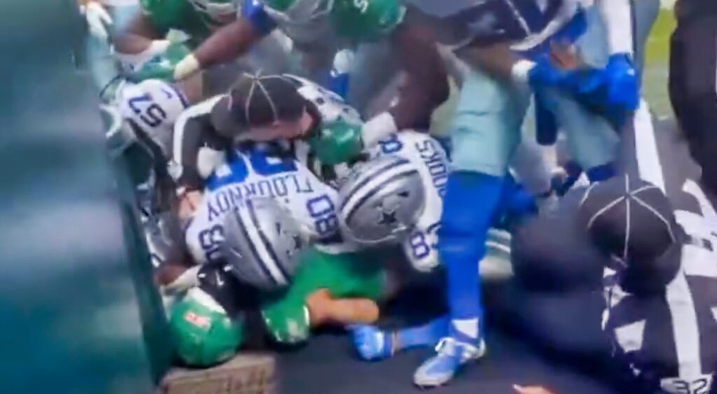 Eagles and Cowboys players fighting