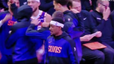 Bradley Beal deliberately avoided the Phoenix Suns' pre-game huddle