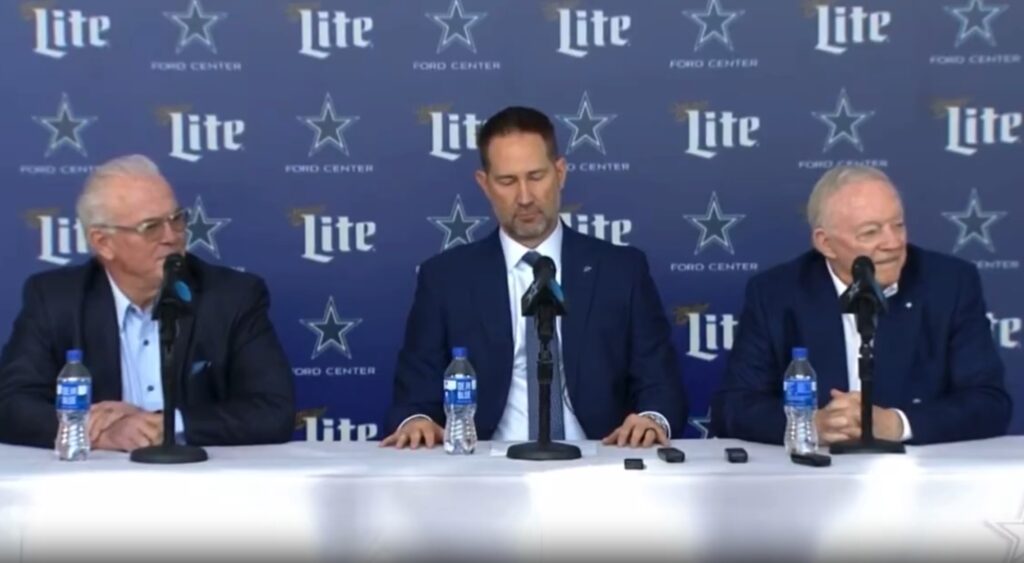 Brian Schottenheimer Stephen Jones and Jerry Jones at press conference