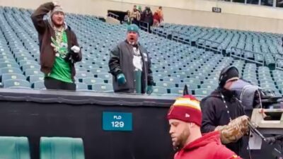 Eagles fans heckling Zane Gonzalez