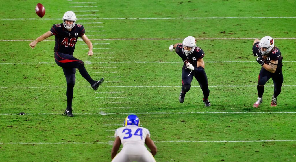 Cardinals and Rams during onside kick