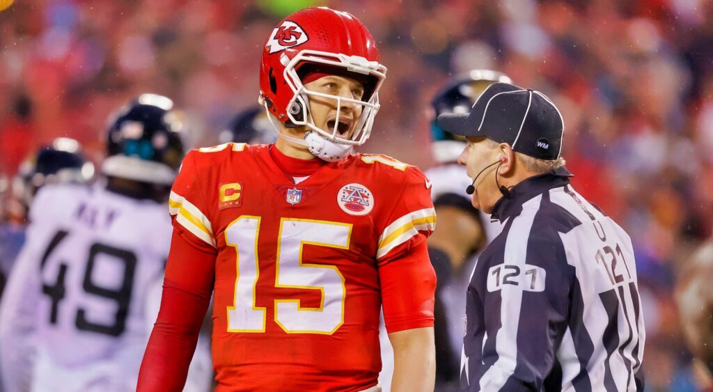 Kansas City Chiefs QB Patrick Mahomes and ref  on field