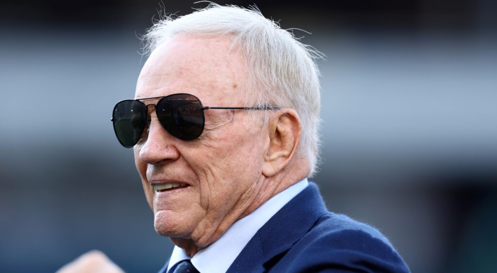 Jerry Jones in sunglasses