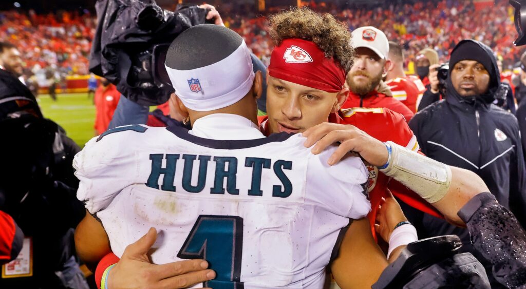 Patrick Mahomes and Jalen Hurts hugging