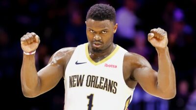 Zion Williamson in Pelicans uniform