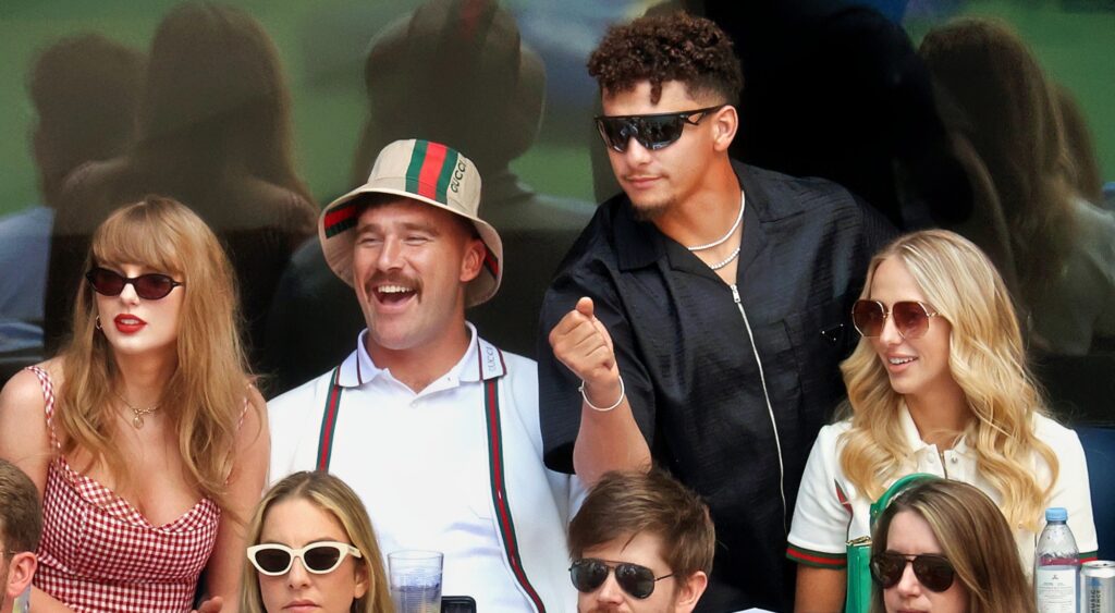 Taylor Swift, Travis Kelce, Patrick Mahomes and Brittany Mahomes watching tennis match.