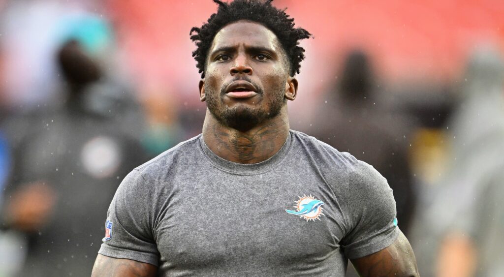 Tyreek Hill in Dolphins T-shirt