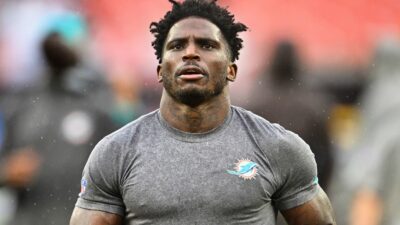 Tyreek Hill in Dolphins T-shirt