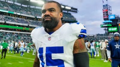 Ezekiel Elliott in Cowboys uniform