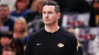 JJ Redick suggested that GM Rob Pelinka should consider making roster moves