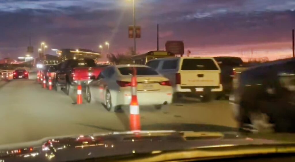 Kansas City Chiefs fans lining up to tailgate ahead of playoff game