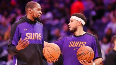 Richard Jefferson claimed that Kevin Durant and Devin Booker are no longer on the same page