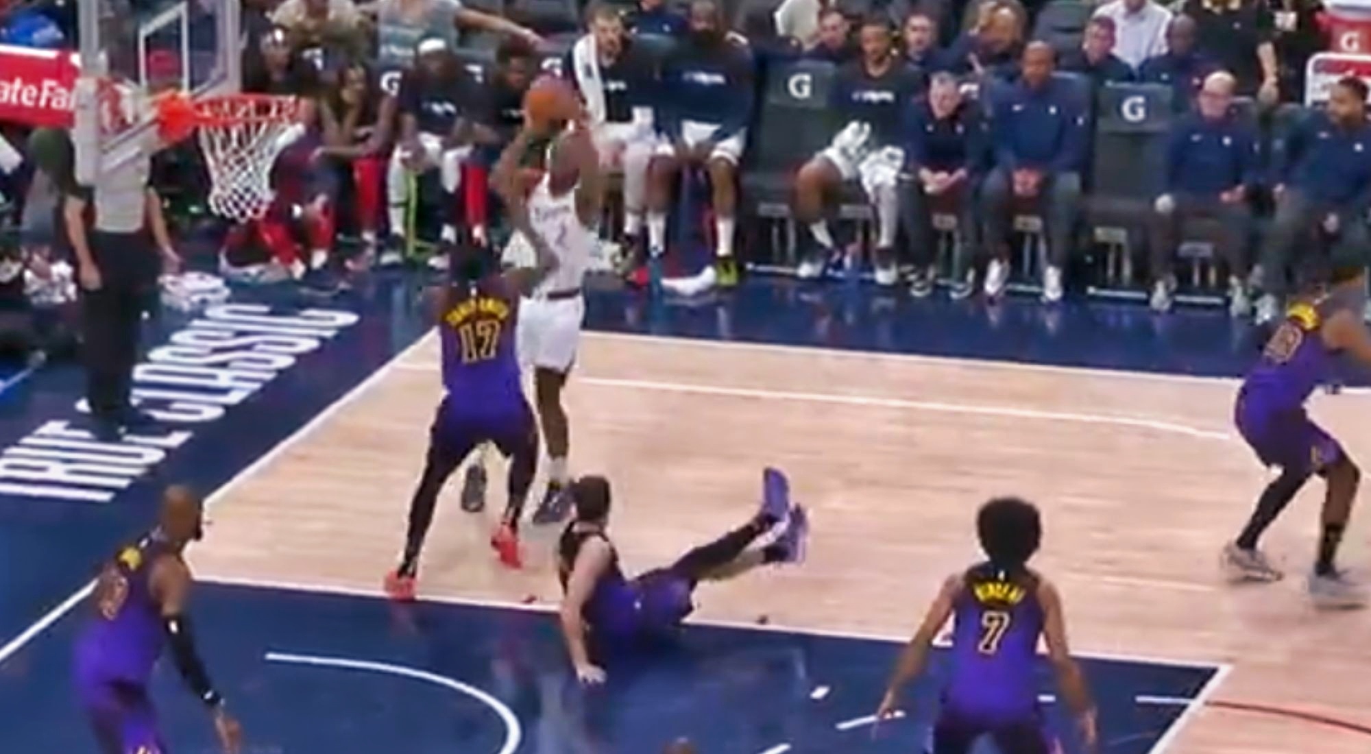 Kawhi Leonard Breaks Austin Reaves' Ankles With A Jaw-Dropping Move