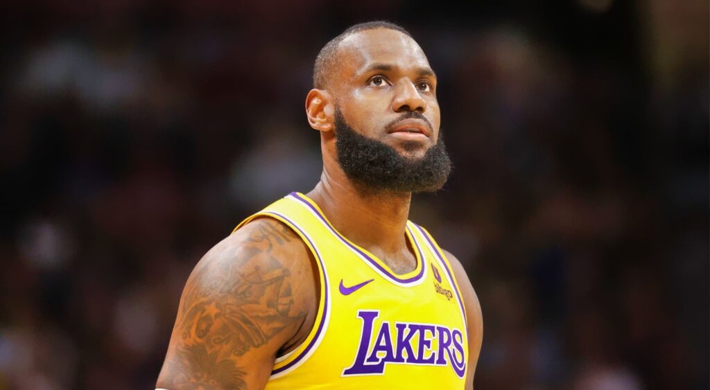 Latest update on LeBron James' injury status and find out if he'll play tonight against the San Antonio Spurs