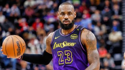 LeBron James urges Rob Pelinka and the Lakers' front office to make key moves as the NBA trade deadline approaches