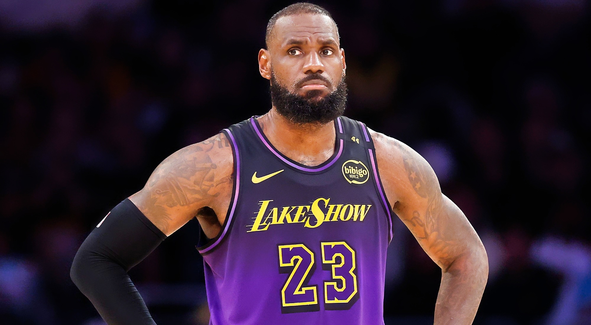 LeBron James Dominates at 40 Amid Lakers Injury Challenges