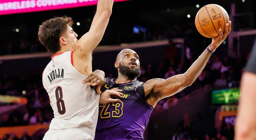 LeBron James & Christie Lead Lakers To Victory Over Trail Blazers