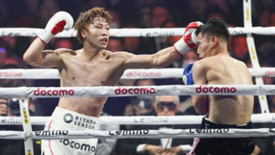 Naoya Inoue punching Ye Joon Kim