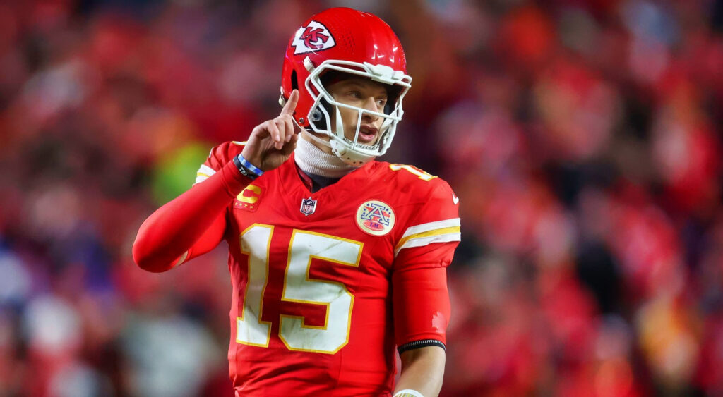 Why Does Patrick Mahomes Wear His Helmet So High And Is Extra Large? Here’s The Reason Behind It...TS.DHUNG.