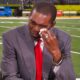 Randy Moss wiping tears