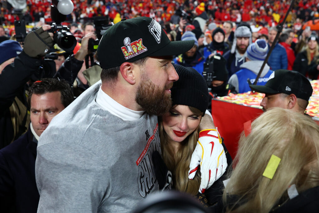 The connection between Taylor Swift's support and Travis Kelce's performance