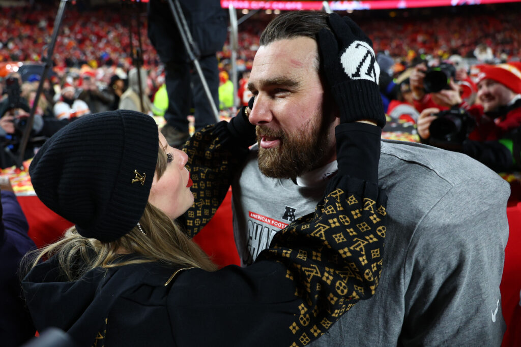 The effect of Taylor Swift attending games on Travis Kelce's stats