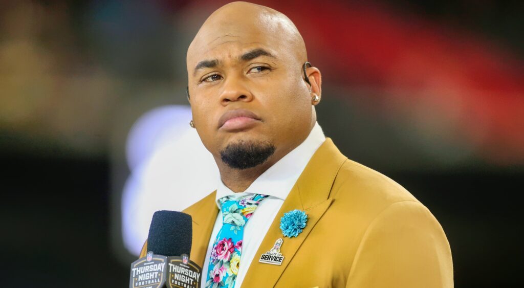 Steve smith Sr. holding a mic