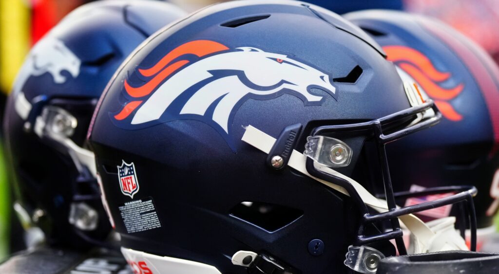 Dnever Broncos helmet