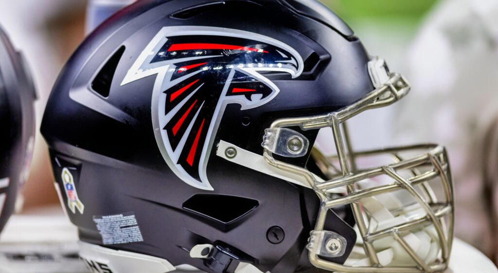 Photo of Falcons helmet for article on Keanu Neal