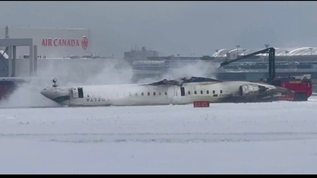 Delta Airlines Flight 4819 upside down