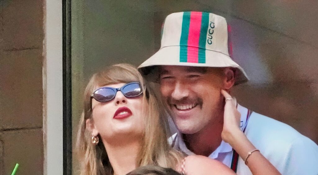 Taylor Swift and Travis Kelce at tennis event.